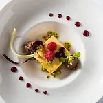 호텔 Chateau Belmont By The Crest Collection 4*