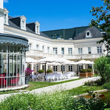 Chateau Belmont By The Crest Collection Hotel