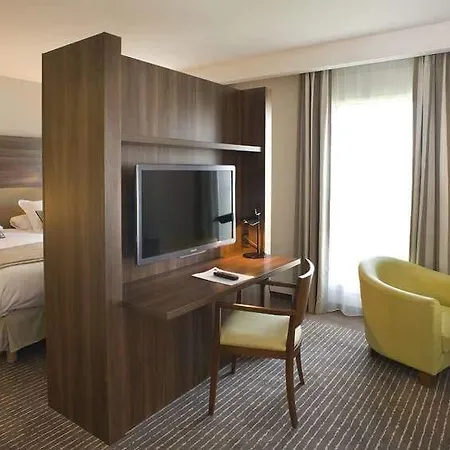 Hotel Chateau Belmont By The Crest Collection Tours