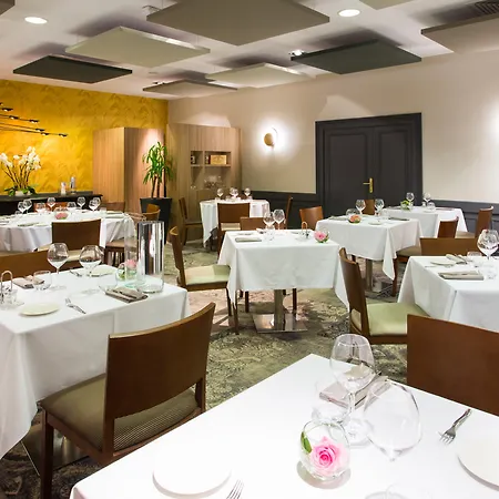 Chateau Belmont By The Crest Collection