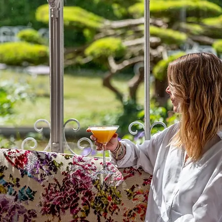 Chateau Belmont By The Crest Collection 4* تور