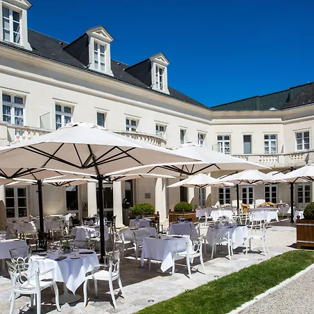 Chateau Belmont By The Crest Collection