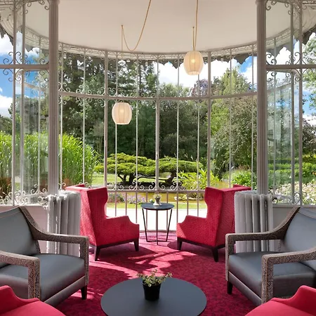 Chateau Belmont By The Crest Collection فندق