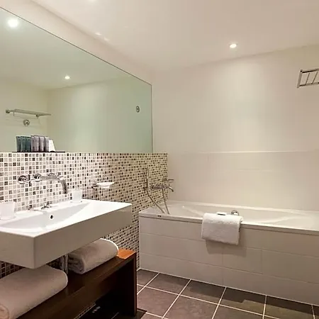 Hotel Chateau Belmont By The Crest Collection 4*