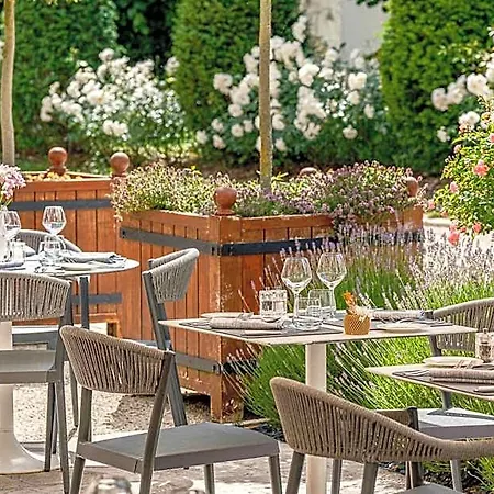 Chateau Belmont By The Crest Collection 4*