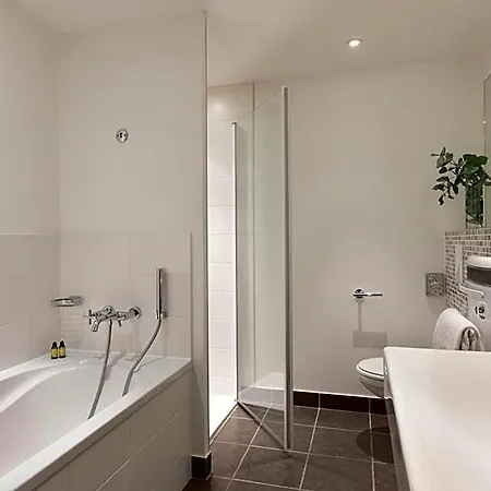 Hotel Chateau Belmont By The Crest Collection