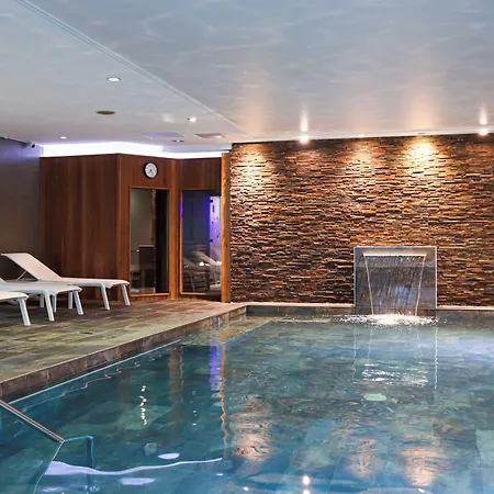 Hotel Chateau Belmont By The Crest Collection 4*
