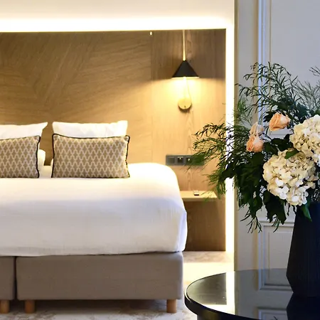 Chateau Belmont By The Crest Collection Hotel 4*