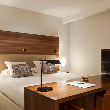 Chateau Belmont By The Crest Collection Hotel 4*