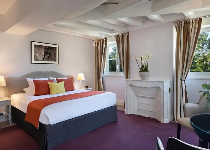 Chateau Belmont By The Crest Collection Hotel 4*