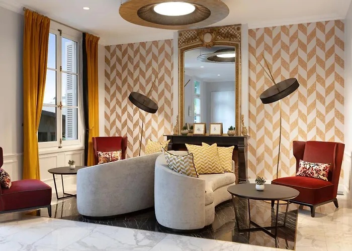 Hotel Chateau Belmont By The Crest Collection Tours