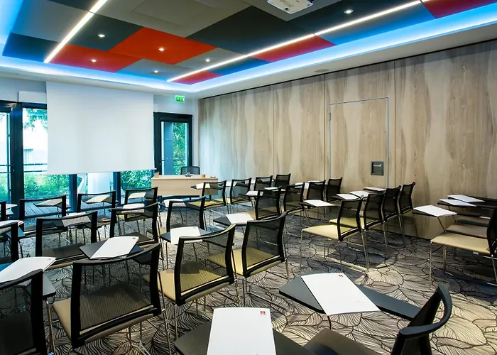 Chateau Belmont By The Crest Collection