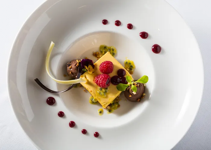 Hotel Chateau Belmont By The Crest Collection 4*