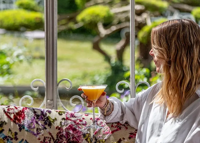 Chateau Belmont By The Crest Collection 4* Tours