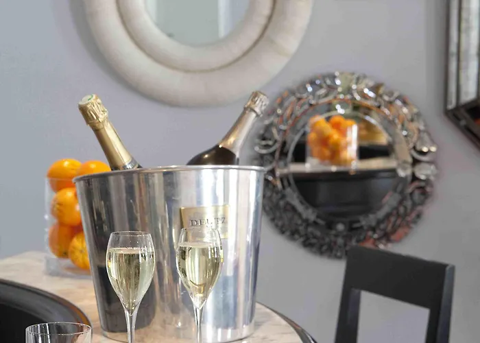 Hotel Chateau Belmont By The Crest Collection