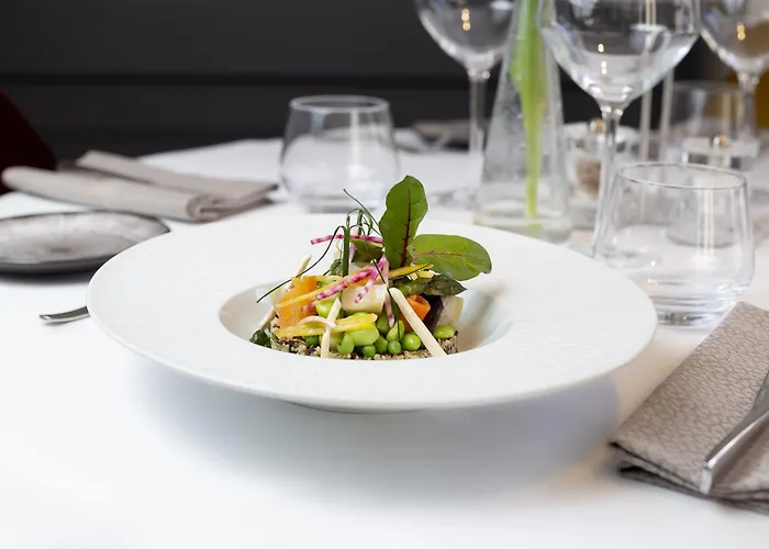 Chateau Belmont By The Crest Collection Hotel 4*