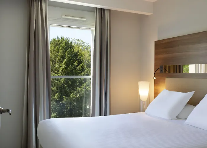 Chateau Belmont By The Crest Collection 4* טור