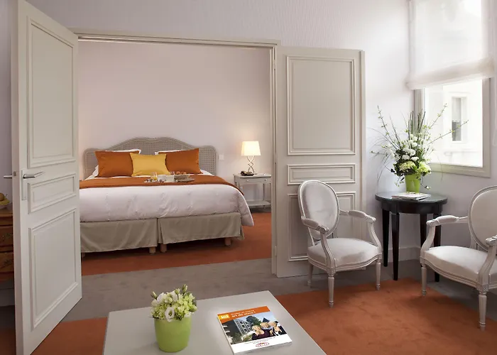 Hotel Chateau Belmont By The Crest Collection Tours