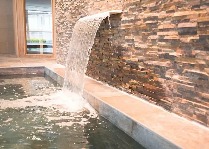 Chateau Belmont By The Crest Collection 4* טור