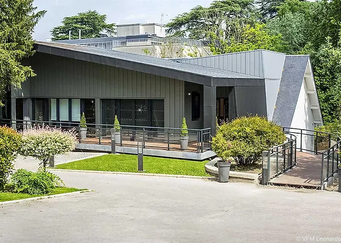 Chateau Belmont By The Crest Collection מלון 4*